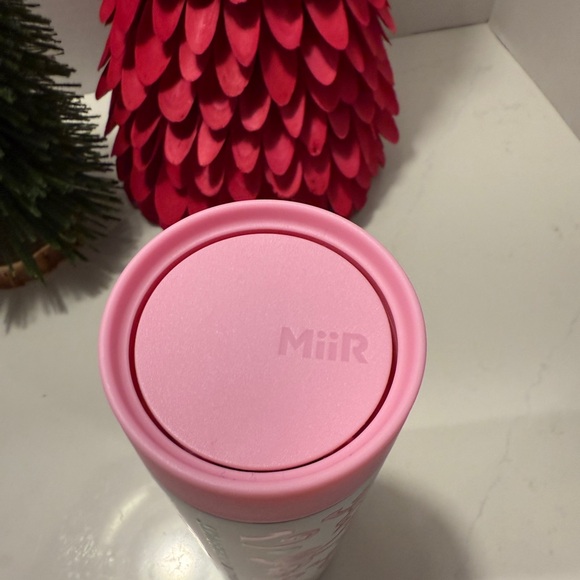 NEW Starbucks X Roller Rabbit 16oz Stainless Steel Tumbler Festive Pink - Picture 4 of 5